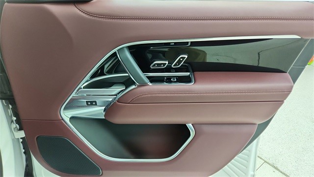 2023 Land Rover Range Rover SE AWD