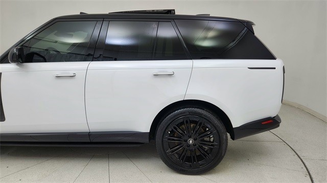 2023 Land Rover Range Rover SE AWD