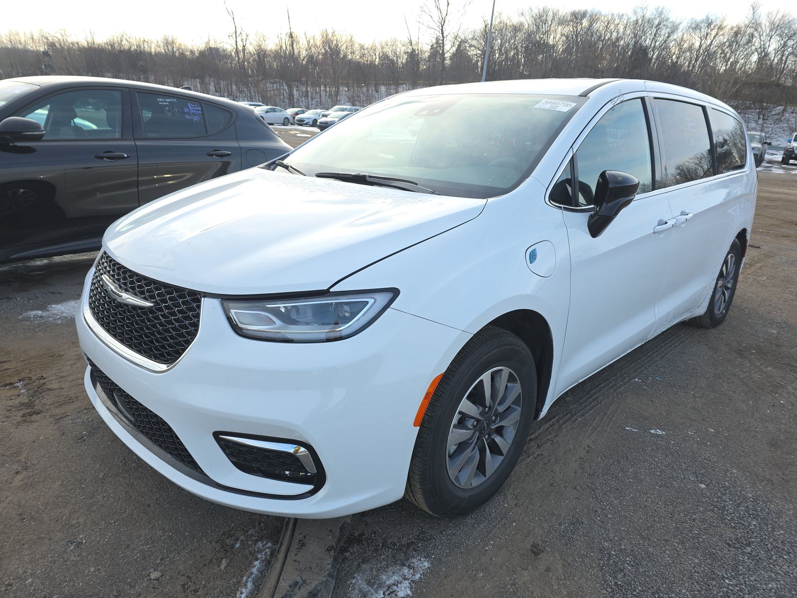 2025 Chrysler Pacifica Hybrid Select FWD