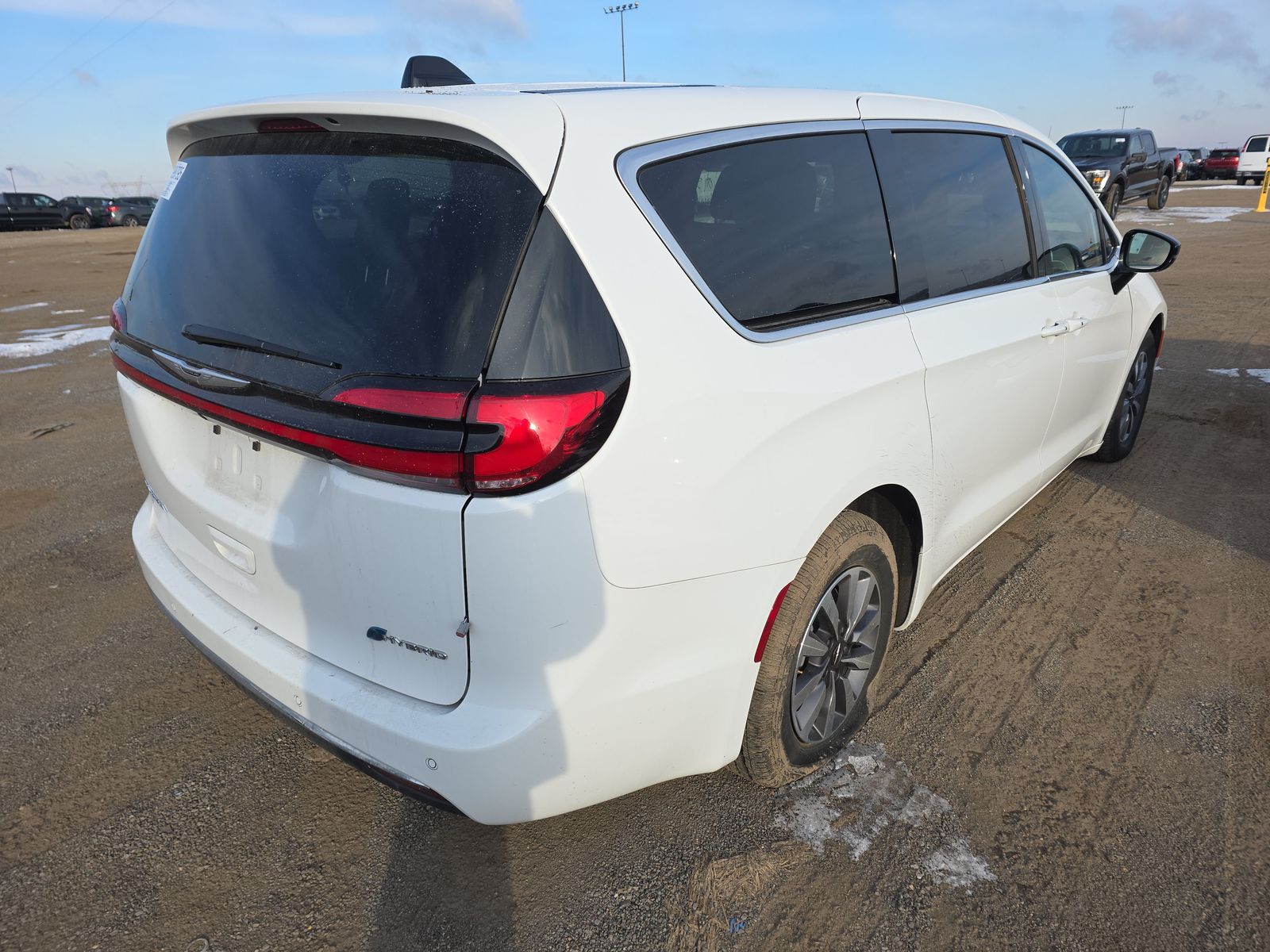 2025 Chrysler Pacifica Hybrid Select FWD