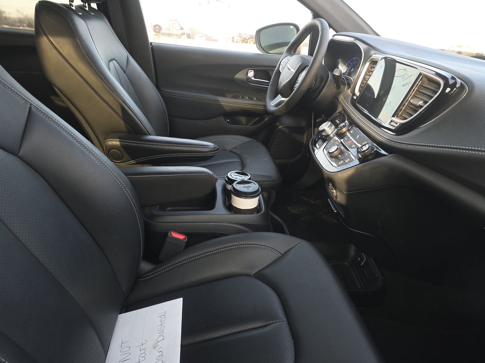 2025 Chrysler Pacifica Hybrid Select FWD