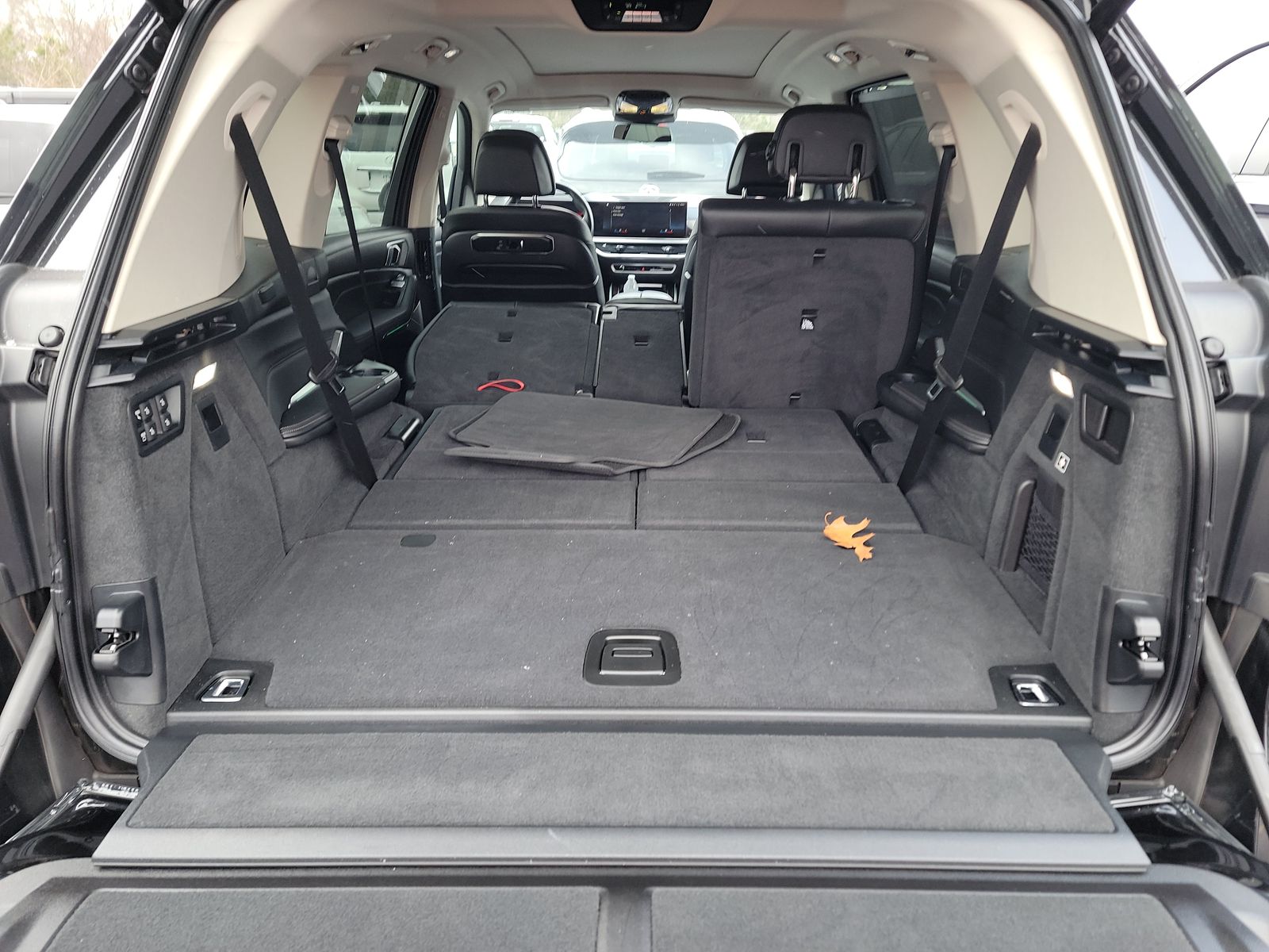 2023 BMW X7 xDrive40i AWD