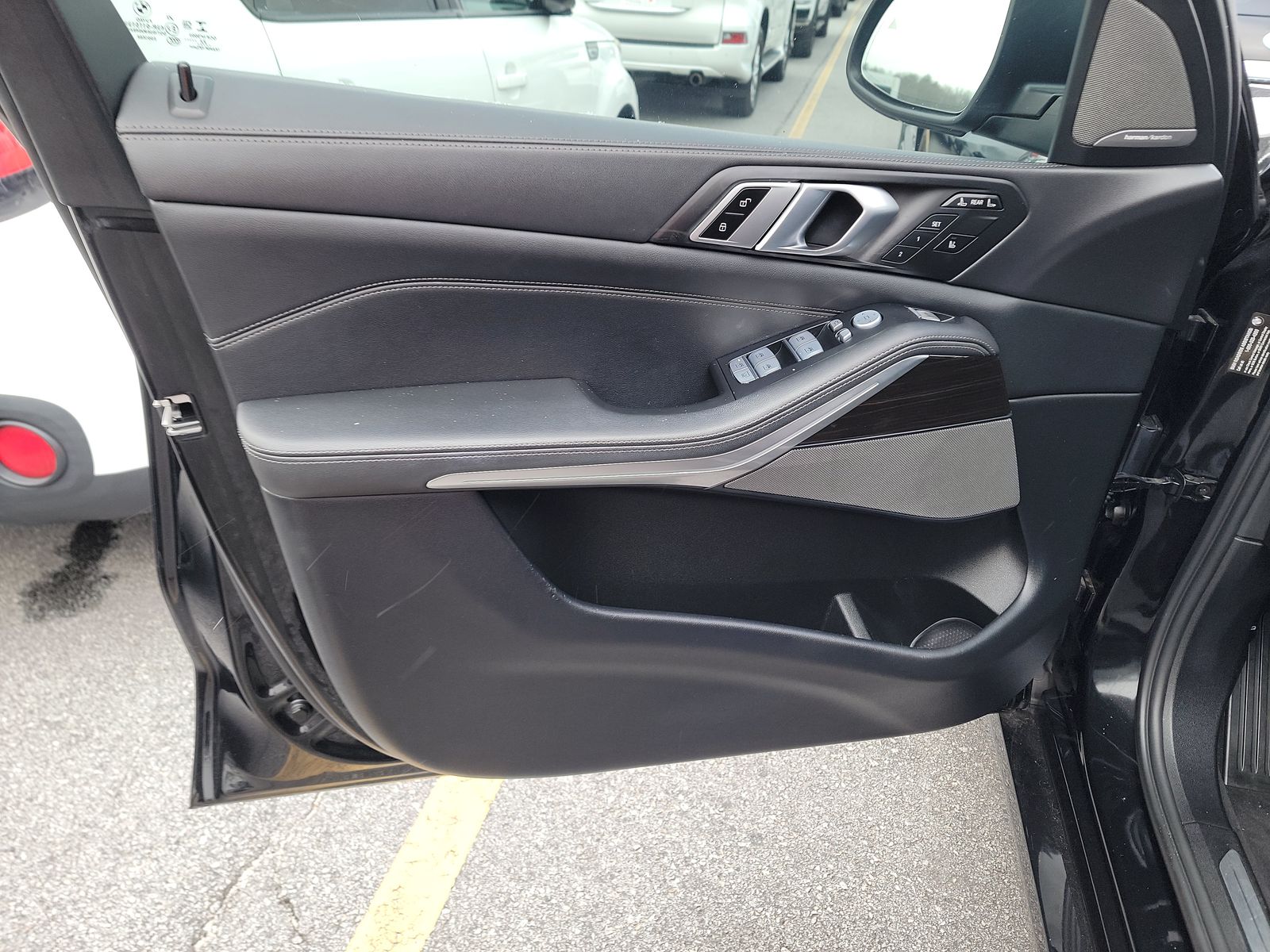 2023 BMW X7 xDrive40i AWD