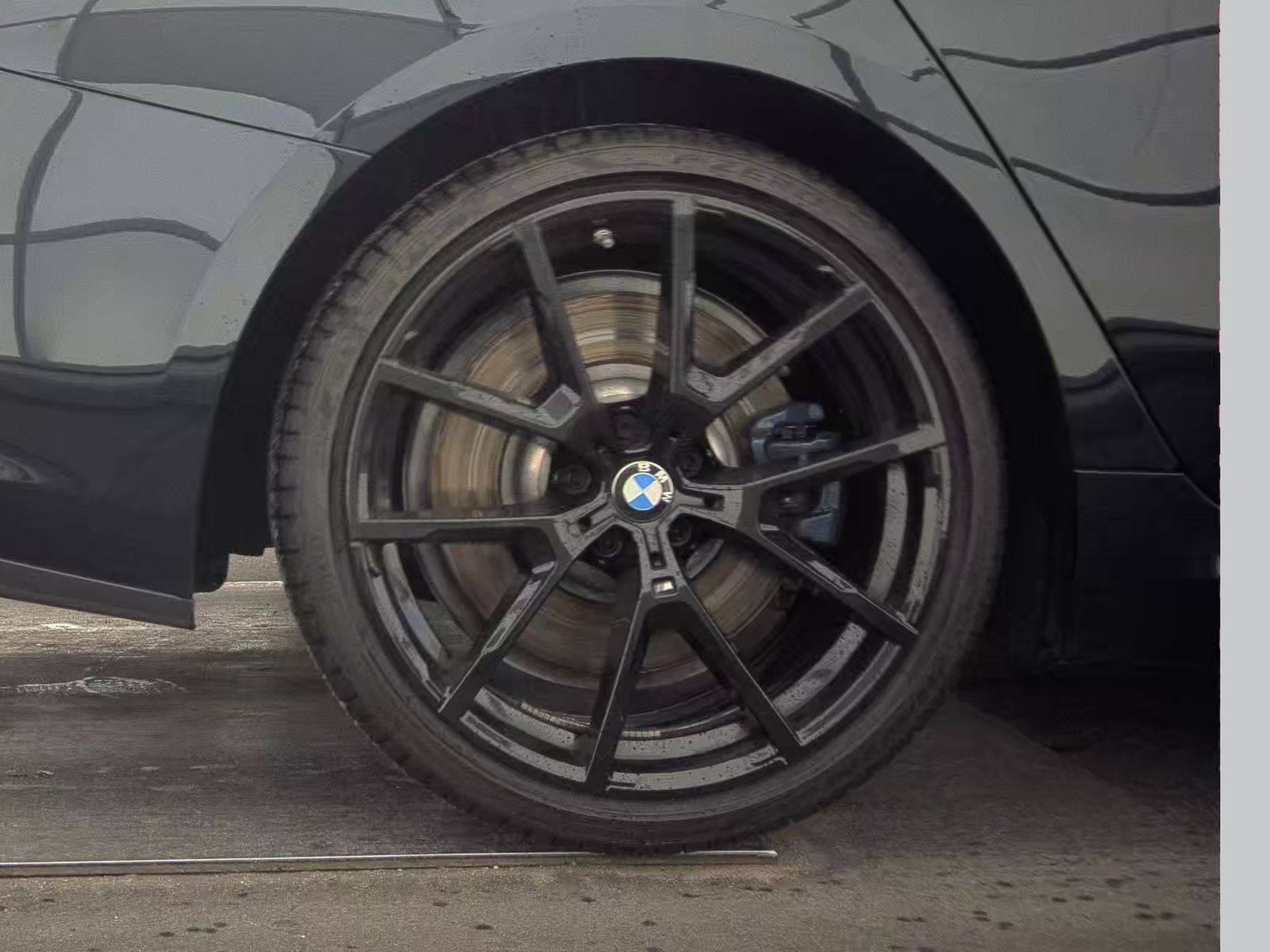 2024 BMW 8 Series 840i RWD