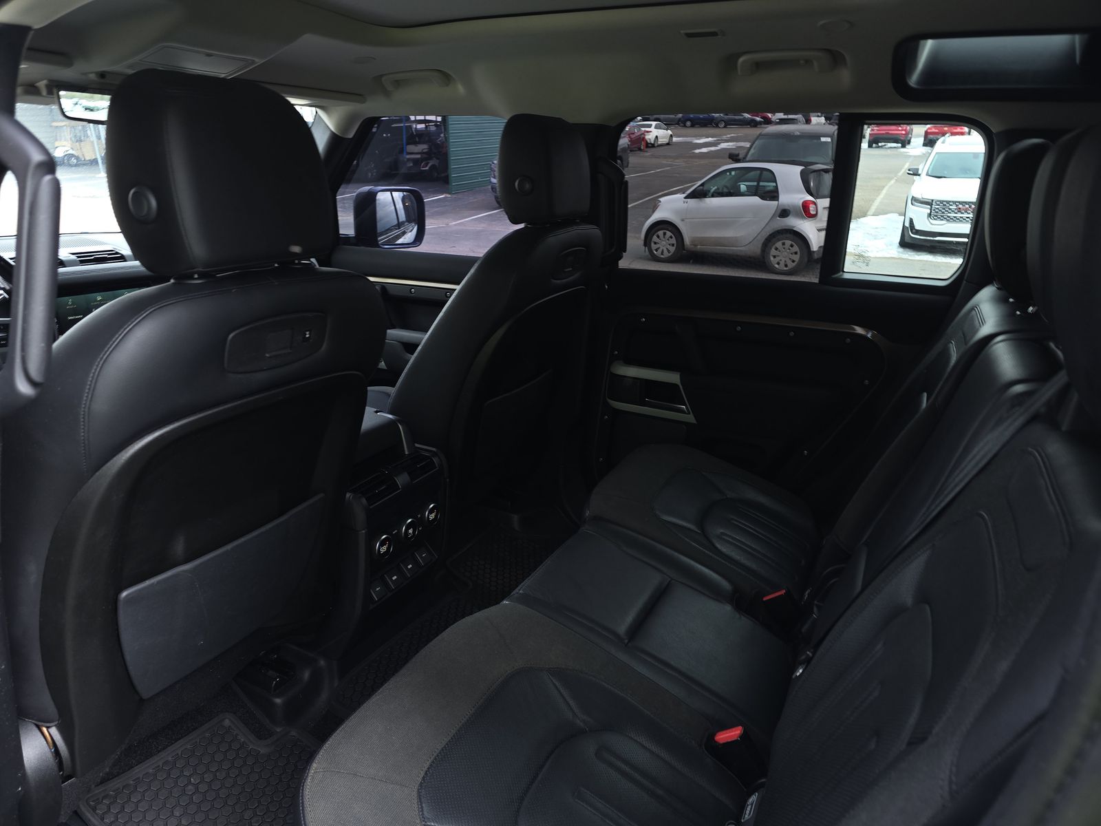 2020 Land Rover Defender 110 First Edition AWD