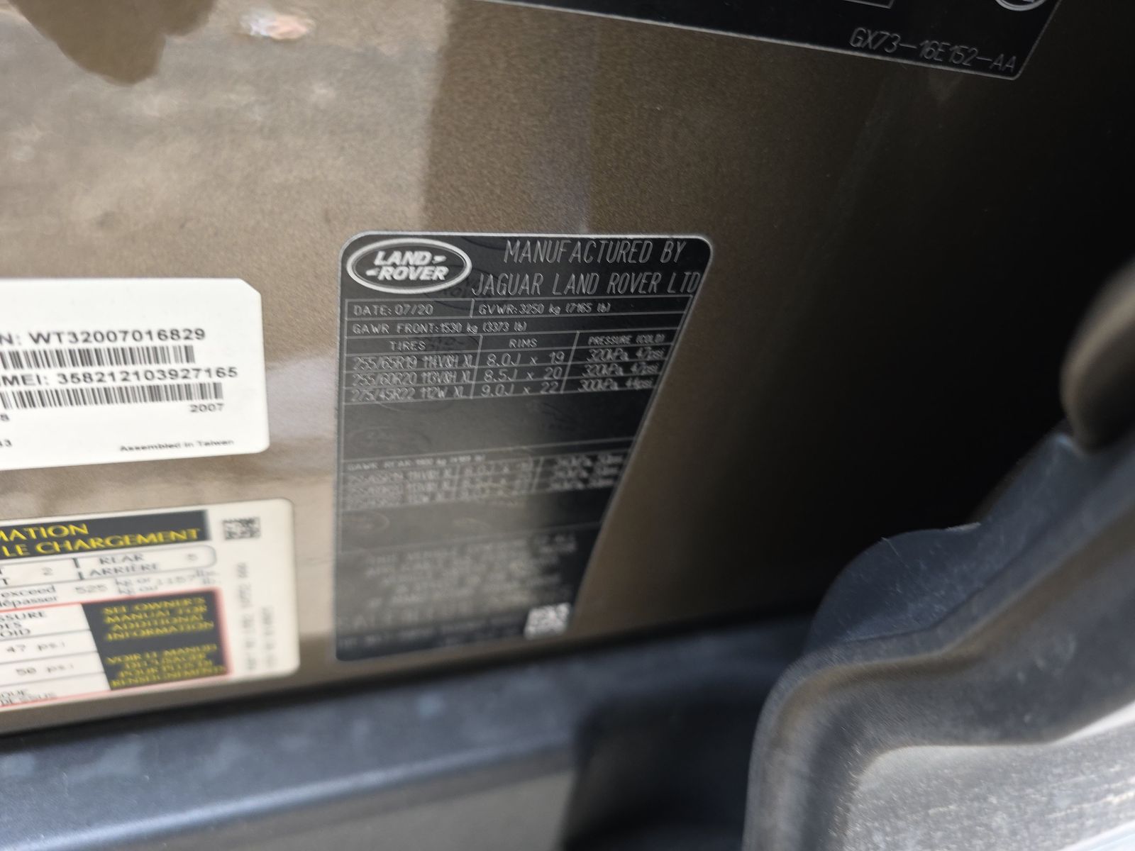 2020 Land Rover Defender 110 First Edition AWD