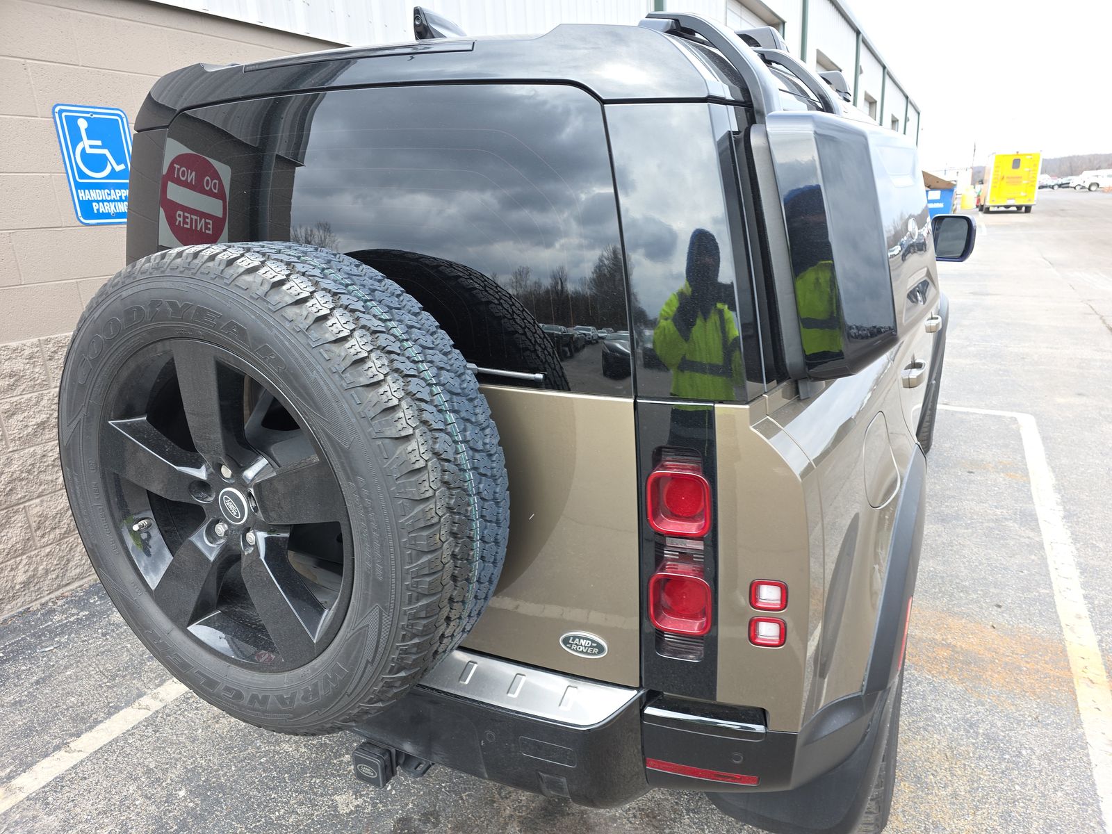 2020 Land Rover Defender 110 First Edition AWD