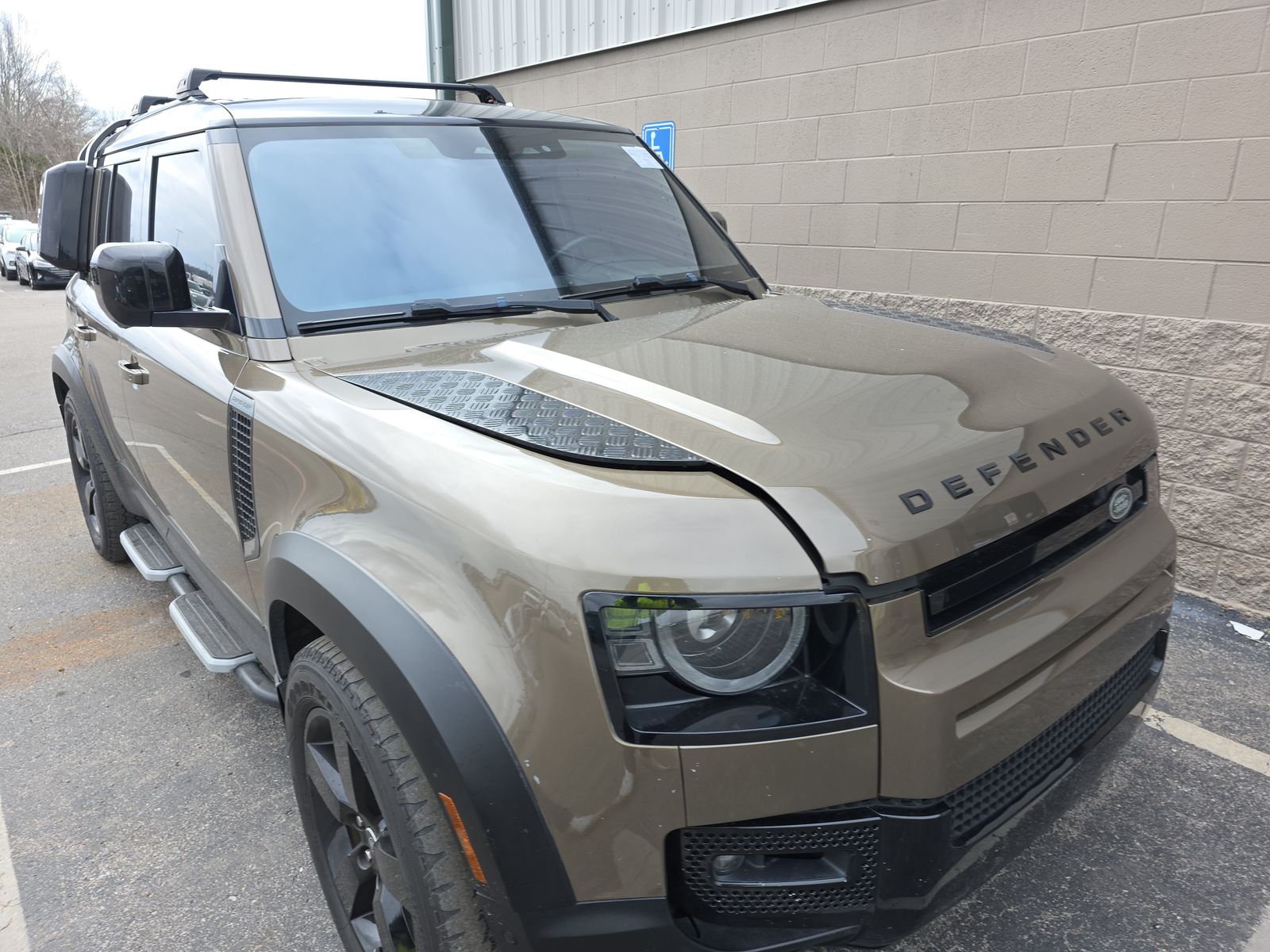 2020 Land Rover Defender 110 First Edition AWD