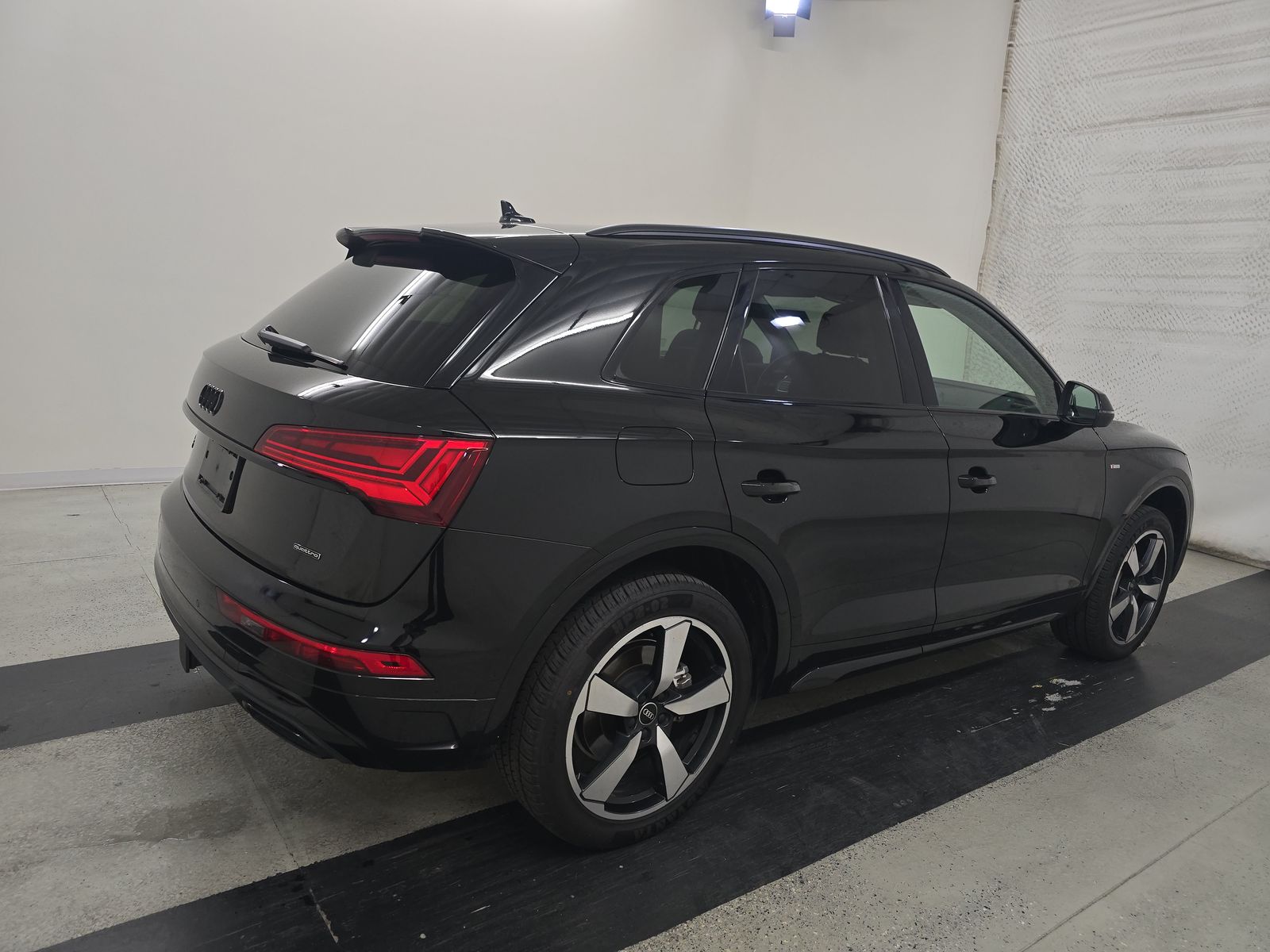 2023 Audi Q5 S line Premium Plus AWD