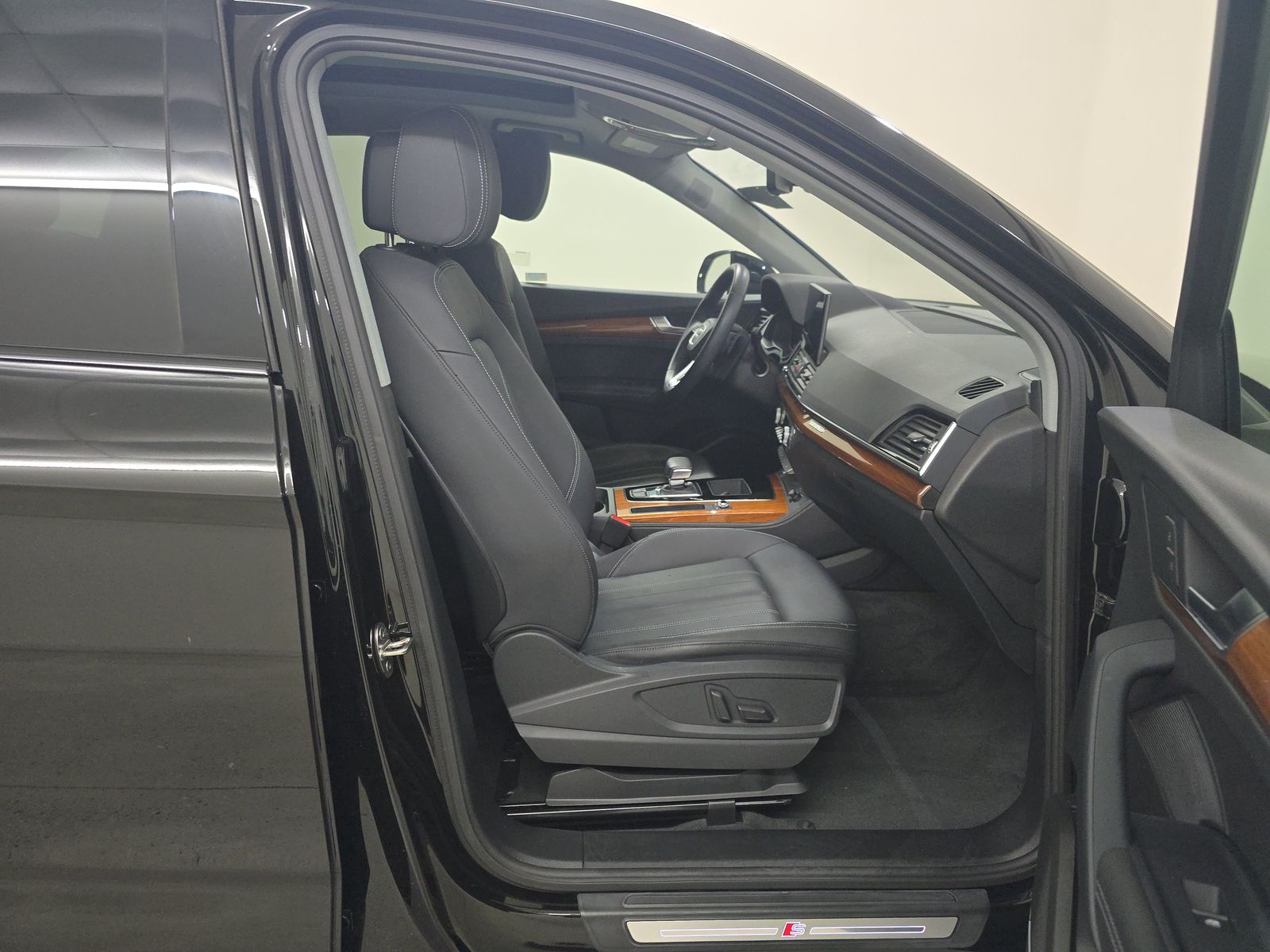 2023 Audi Q5 S line Premium Plus AWD