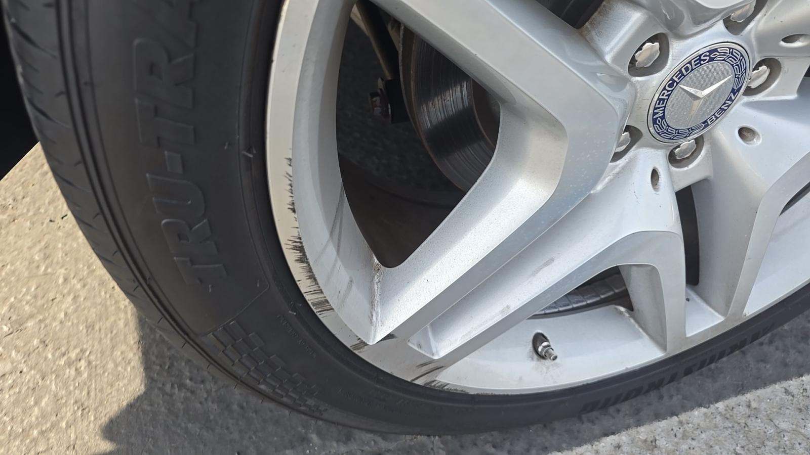 2016 Mercedes-Benz GL-Class GL 550 AWD