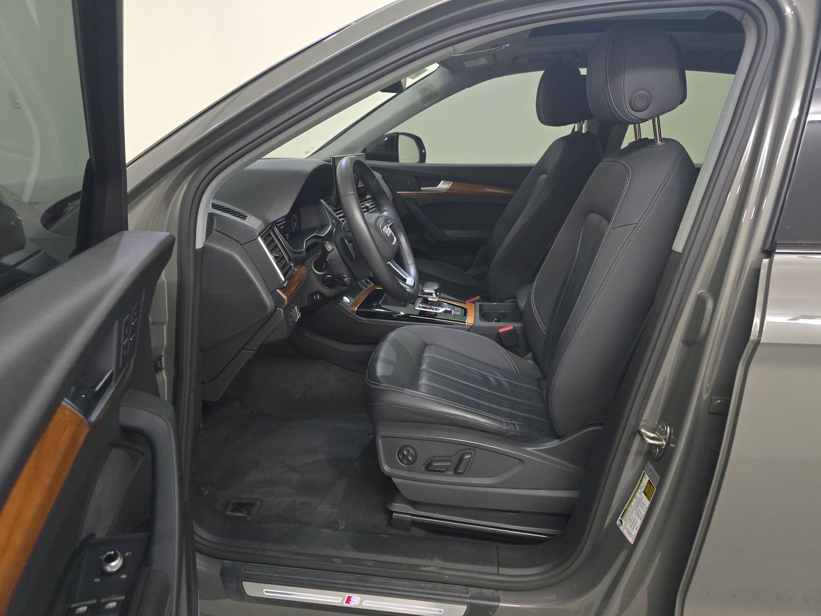 2023 Audi Q5 S line Premium Plus AWD