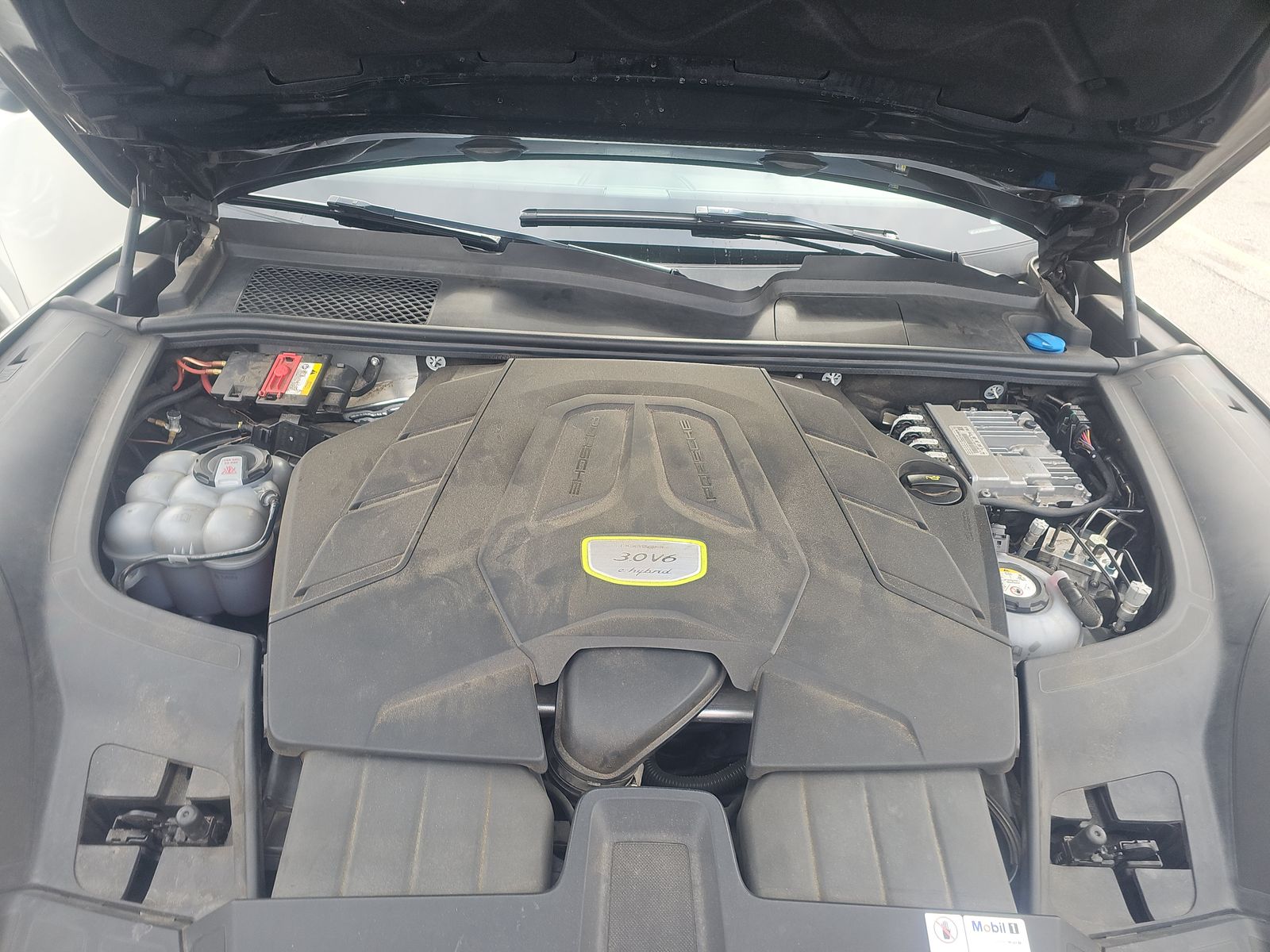 2019 Porsche Cayenne E-Hybrid AWD