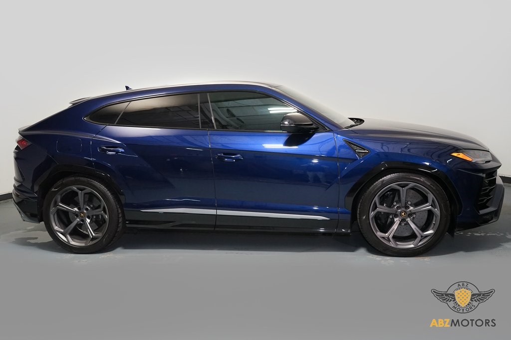 2019 Lamborghini Urus Base AWD