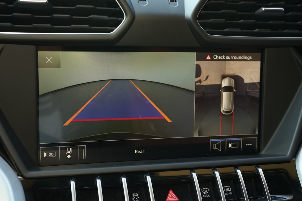 2019 Lamborghini Urus Base AWD