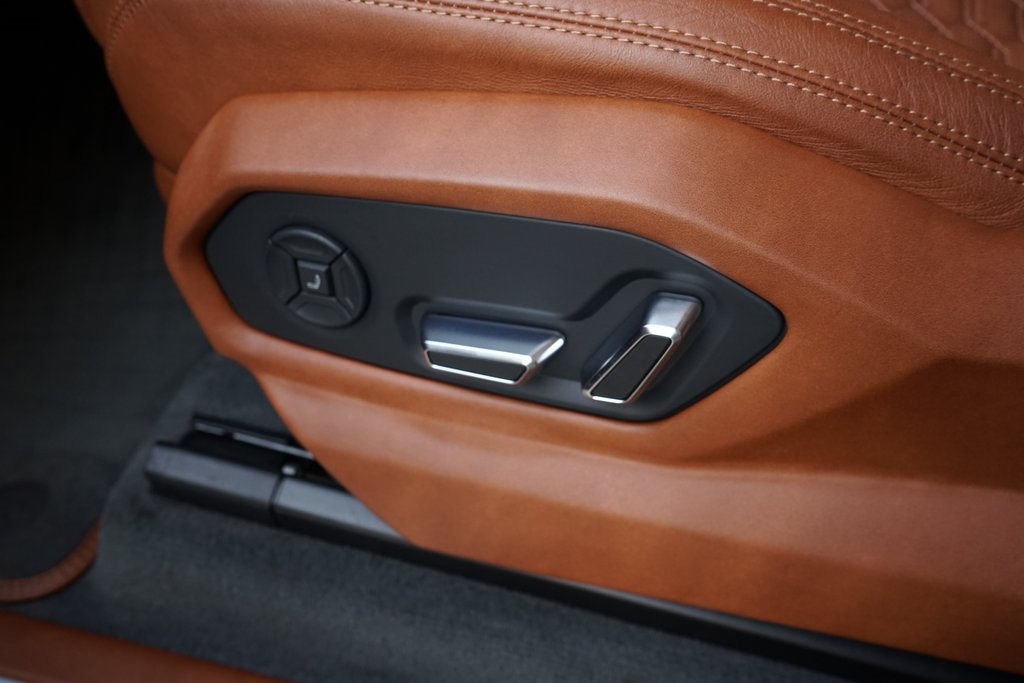 2019 Lamborghini Urus Base AWD