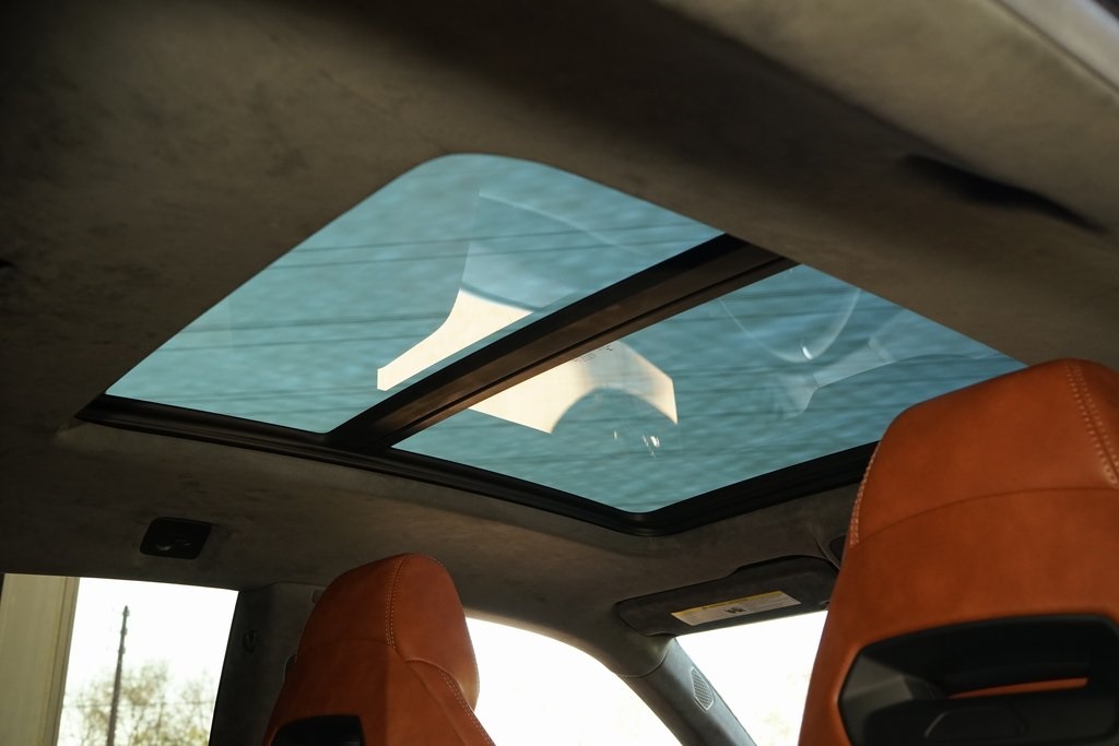 2019 Lamborghini Urus Base AWD