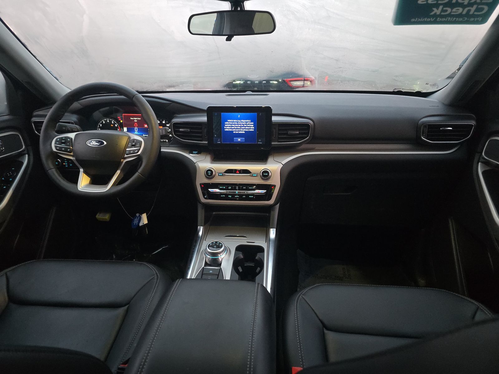 2023 Ford Explorer XLT AWD