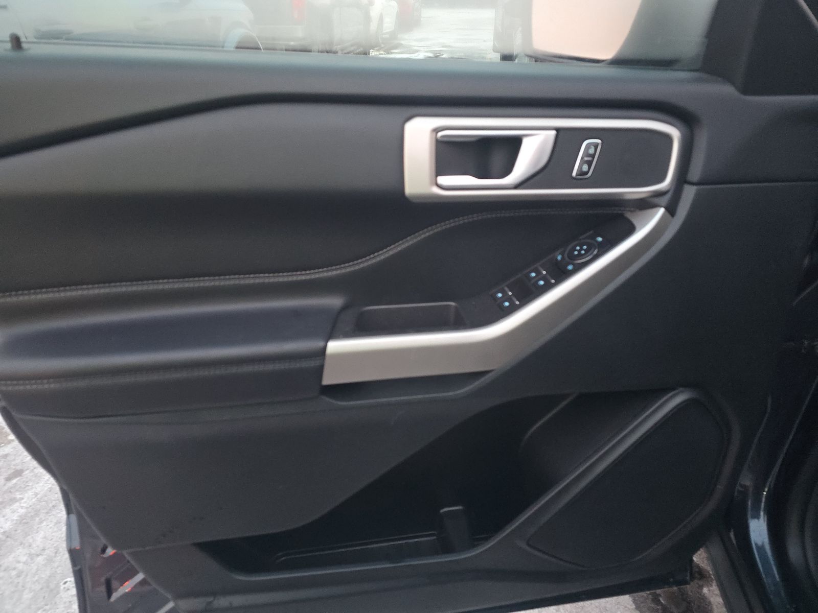 2023 Ford Explorer XLT AWD