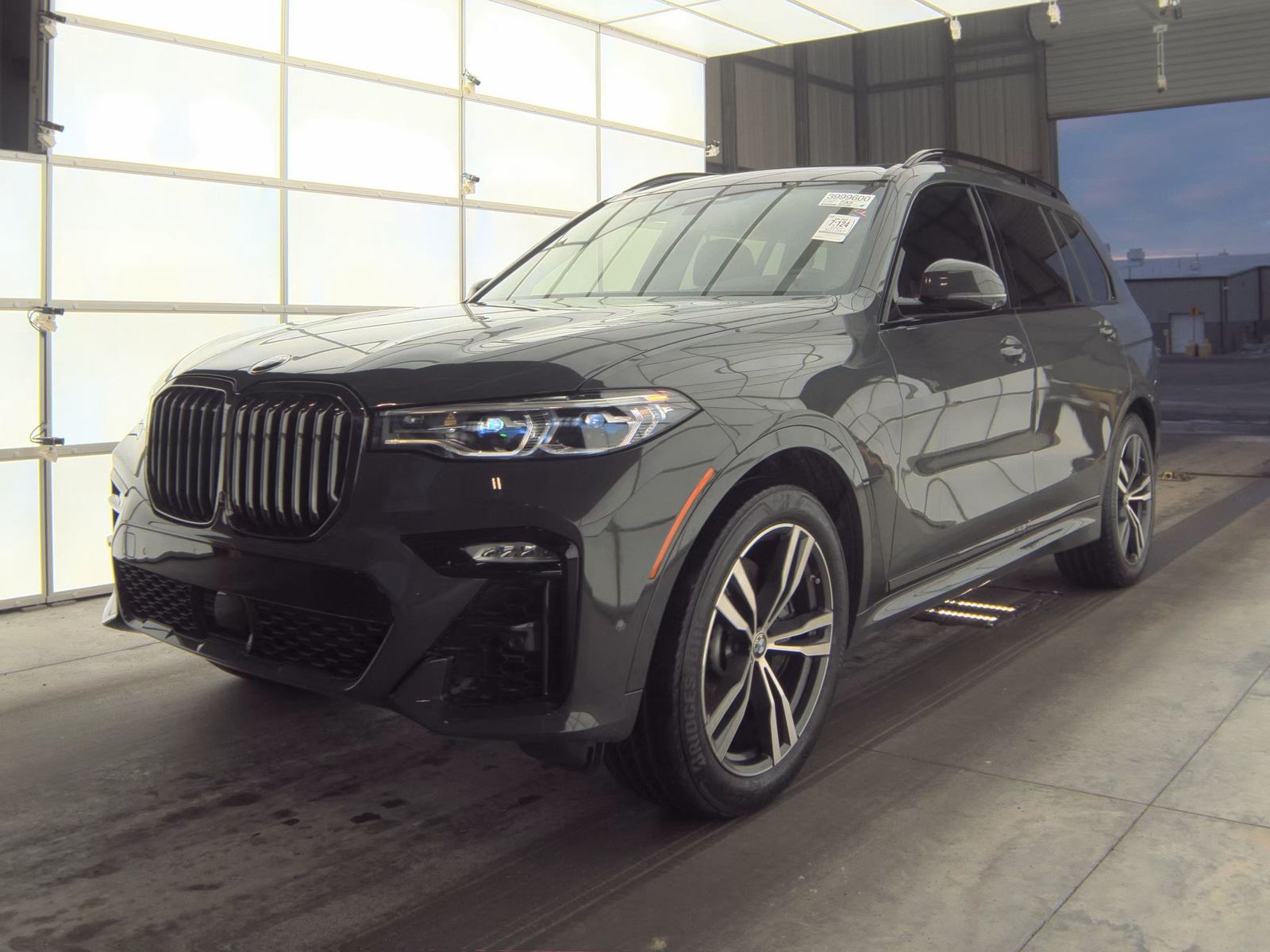 2022 BMW X7 M50i AWD
