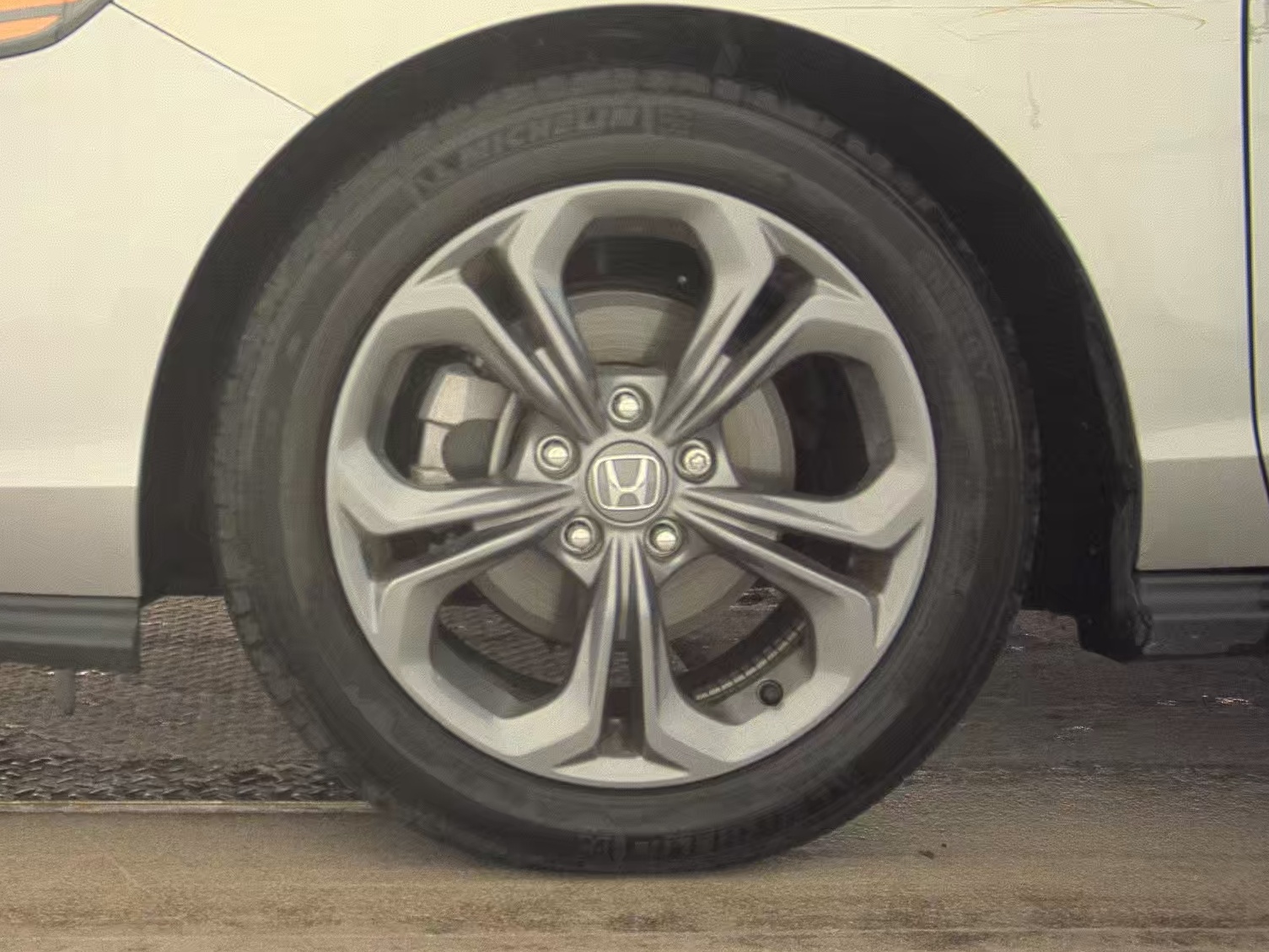 2024 Honda Accord EX FWD