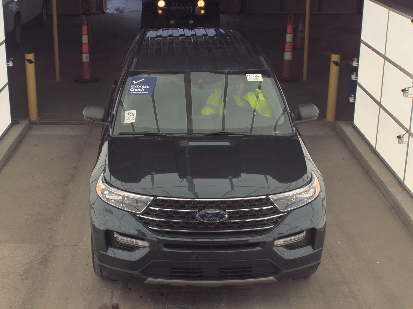 2023 Ford Explorer XLT AWD