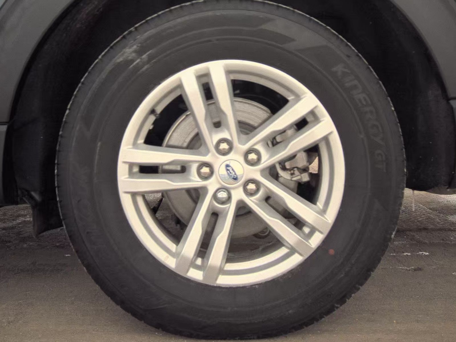 2023 Ford Explorer XLT AWD