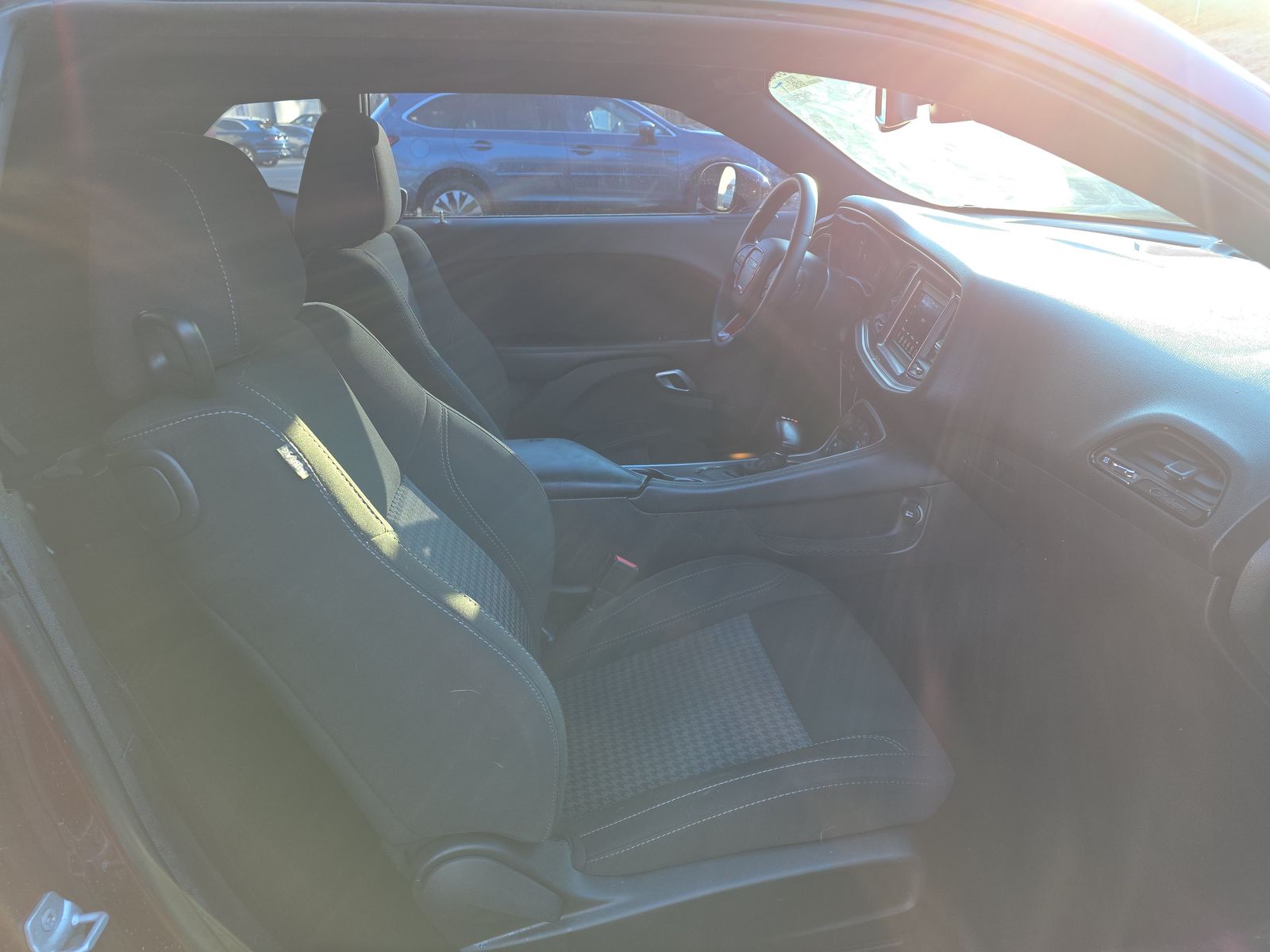 2021 Dodge Challenger SXT RWD