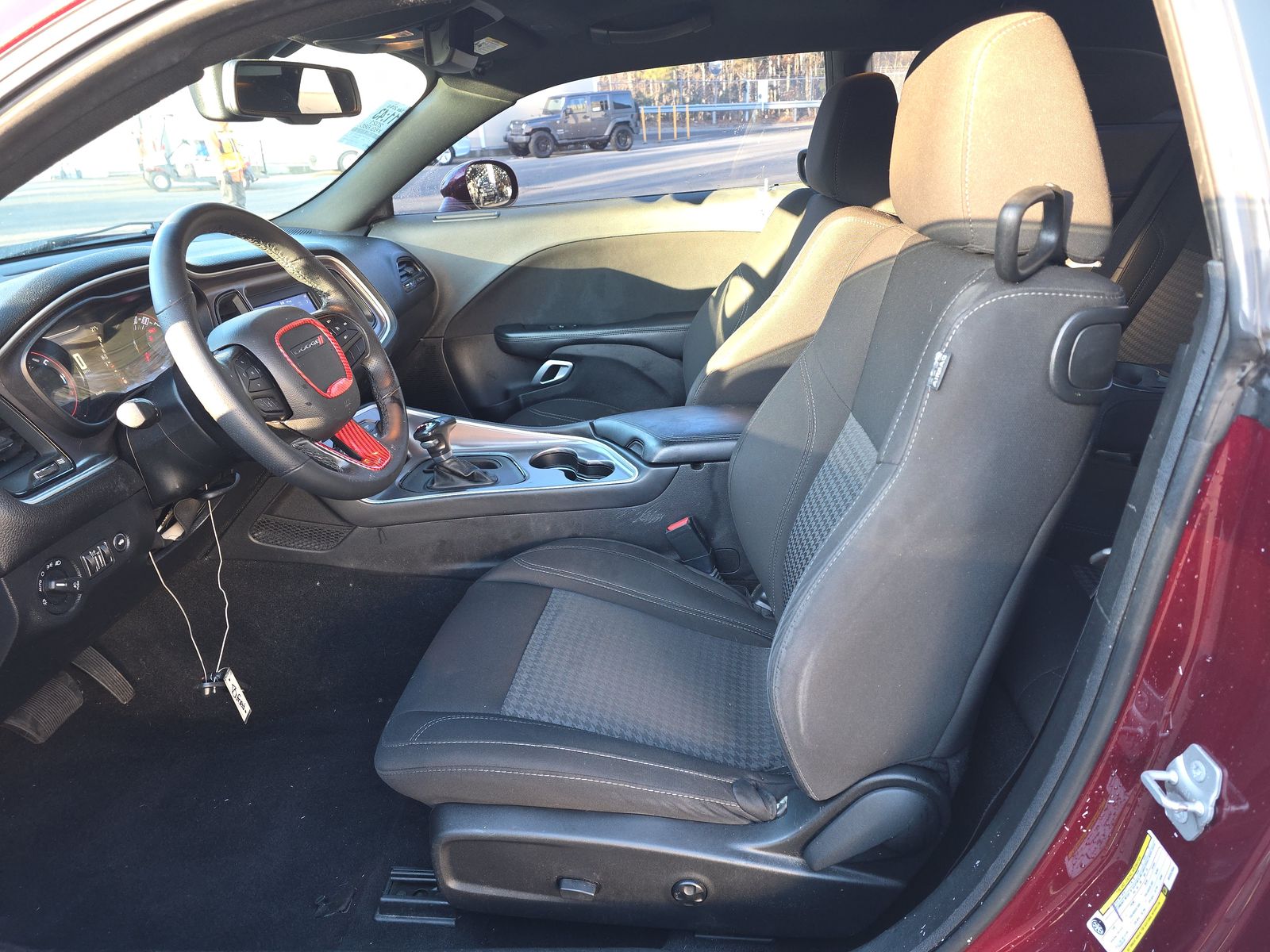 2021 Dodge Challenger SXT RWD