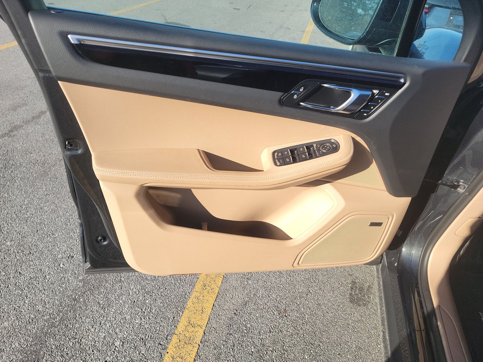 2024 Porsche Macan Base AWD