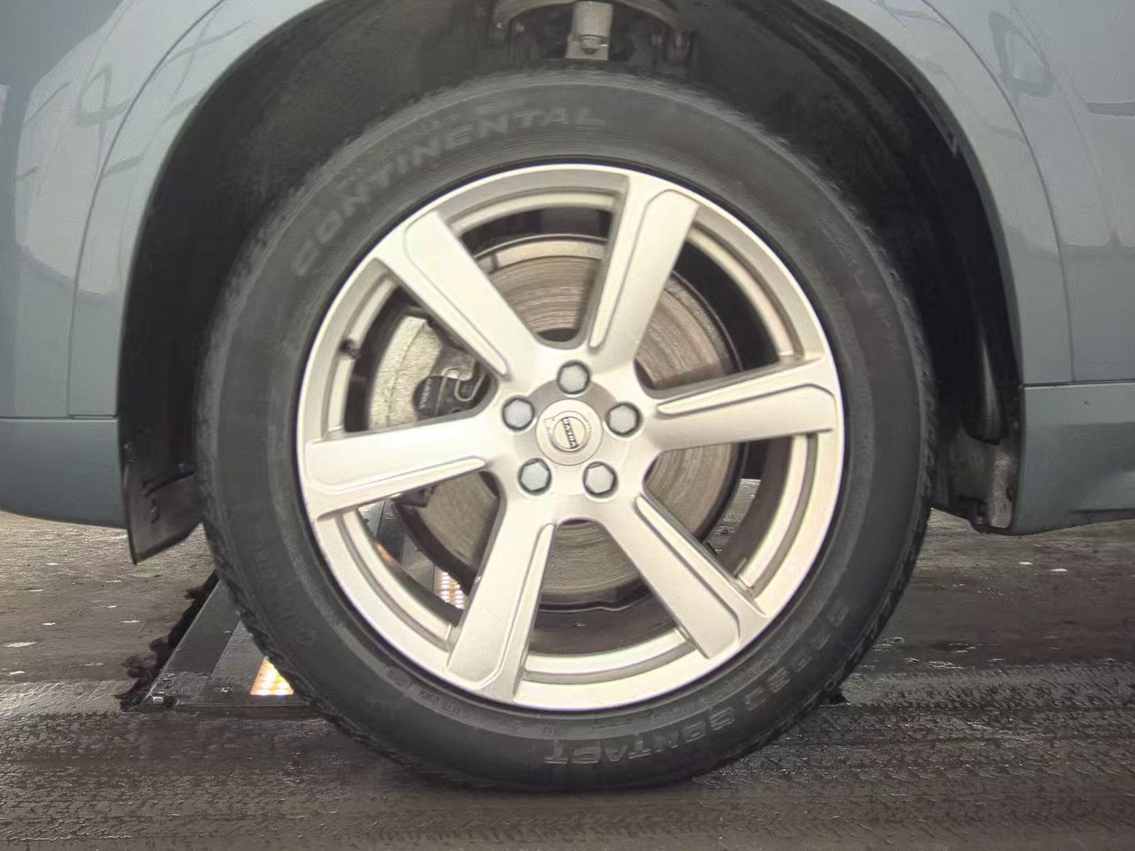 2022 Volvo XC90 T5 Momentum AWD