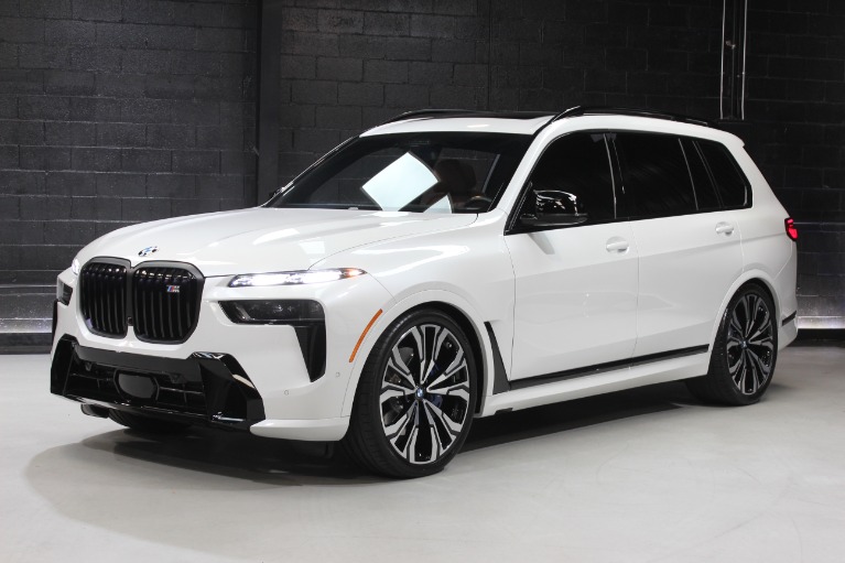 2024 BMW X7 M60i AWD