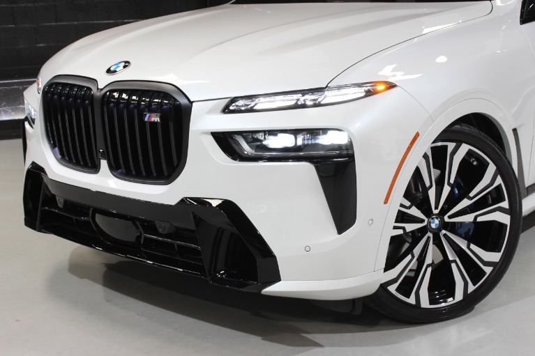 2024 BMW X7 M60i AWD