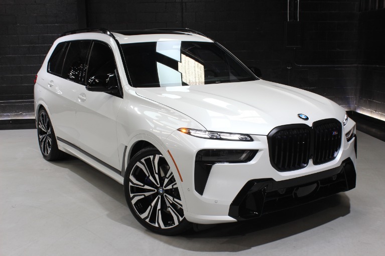 2024 BMW X7 M60i AWD