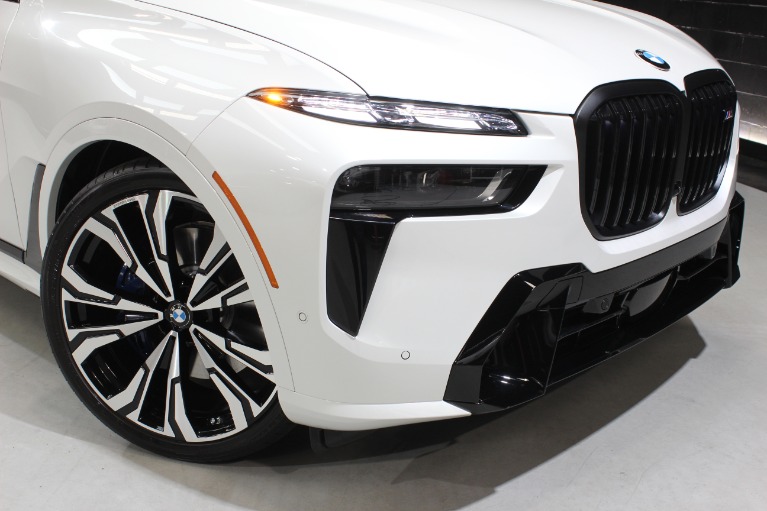 2024 BMW X7 M60i AWD