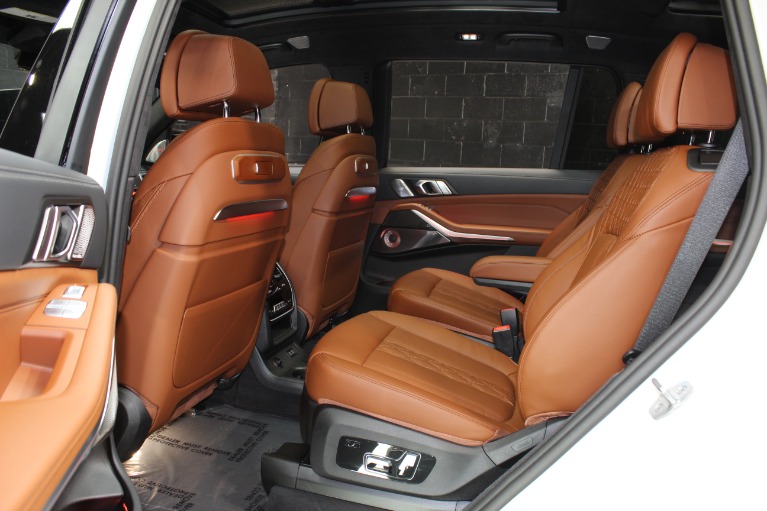 2024 BMW X7 M60i AWD