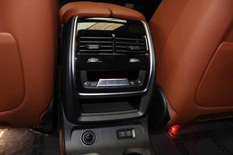 2024 BMW X7 M60i AWD