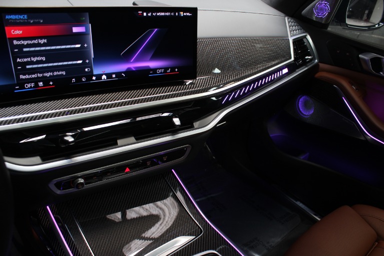 2024 BMW X7 M60i AWD