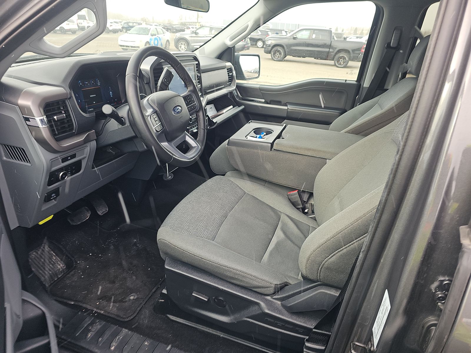 2025 Ford F-150 XLT AWD