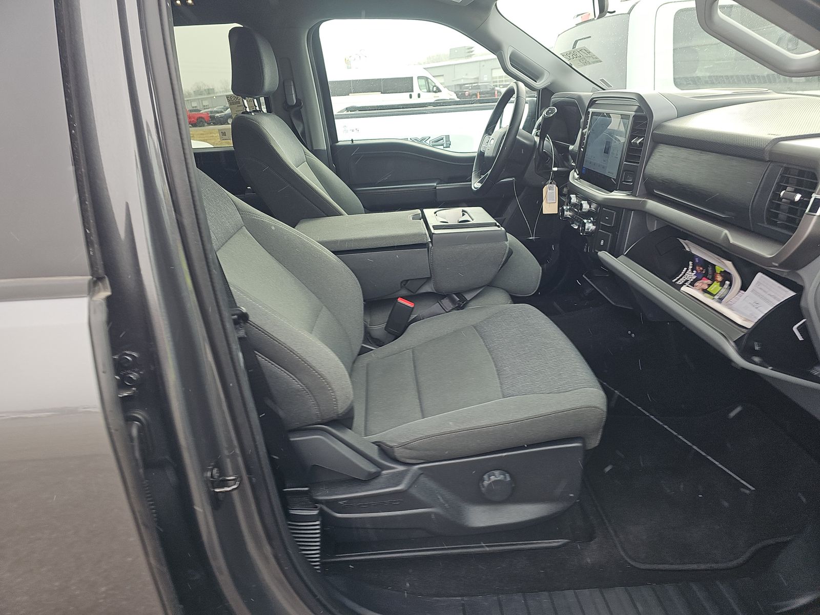 2025 Ford F-150 XLT AWD
