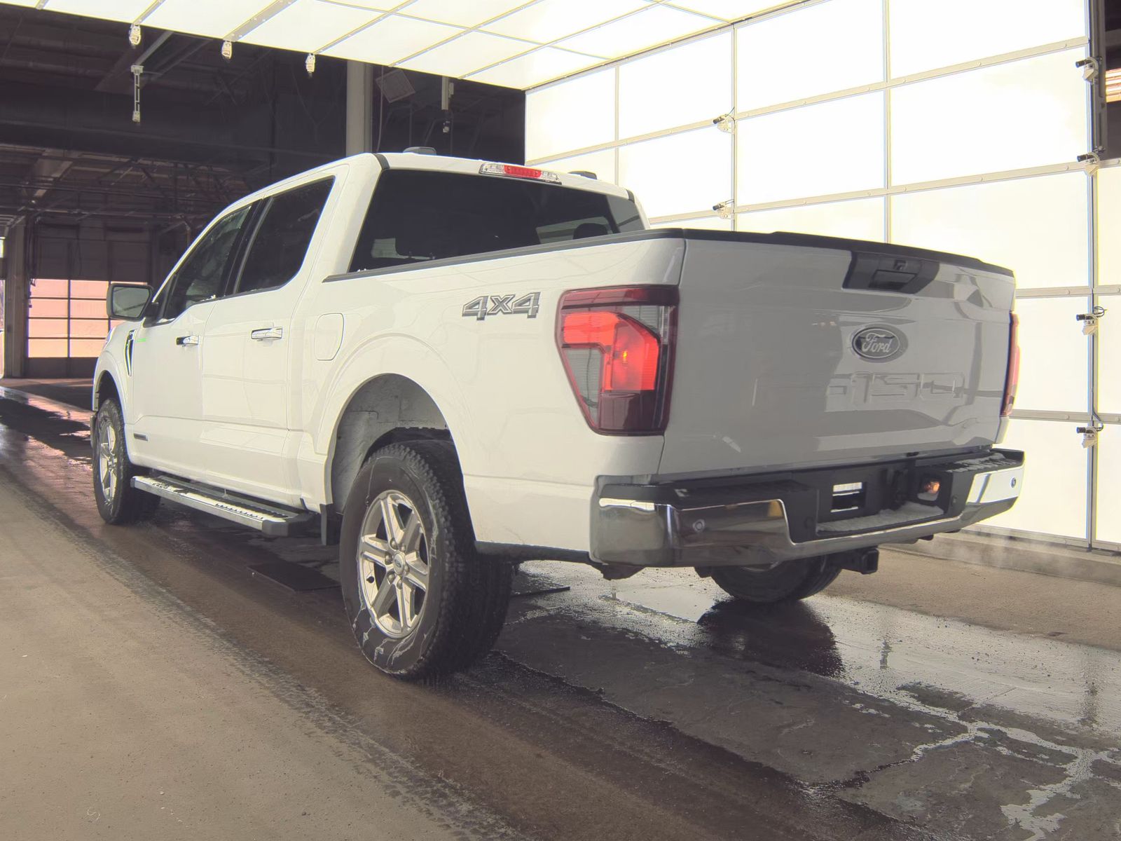2025 Ford F-150 Hybrid XLT AWD