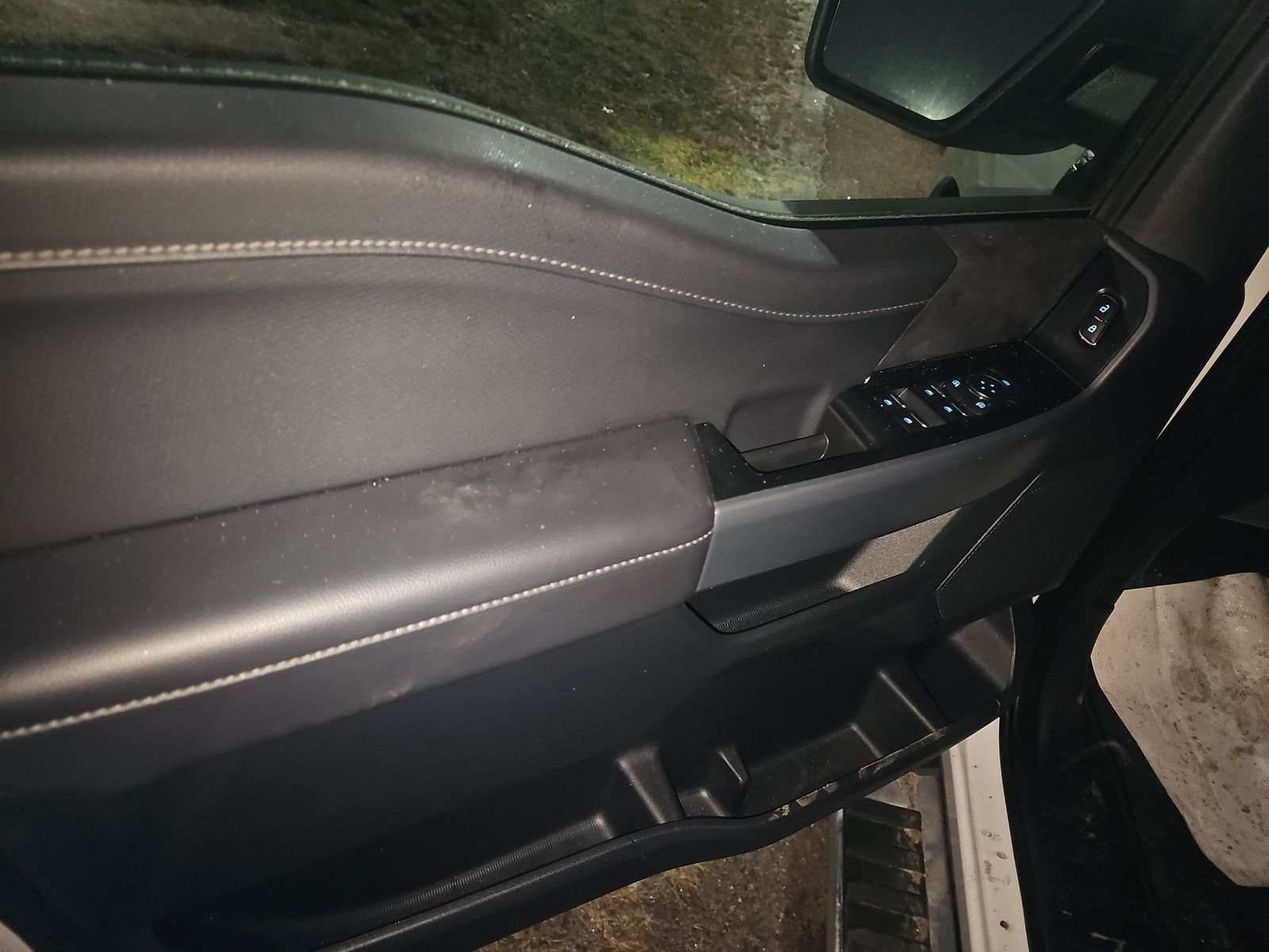 2025 Ford F-150 Hybrid XLT AWD