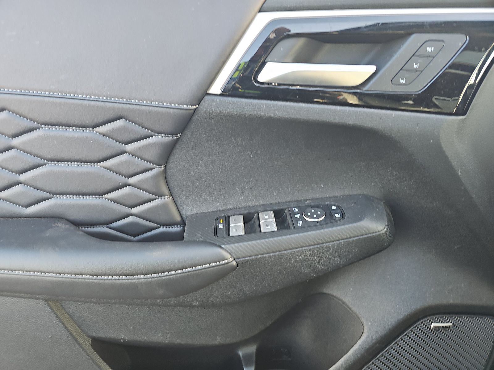 2025 Mitsubishi Outlander SEL FWD