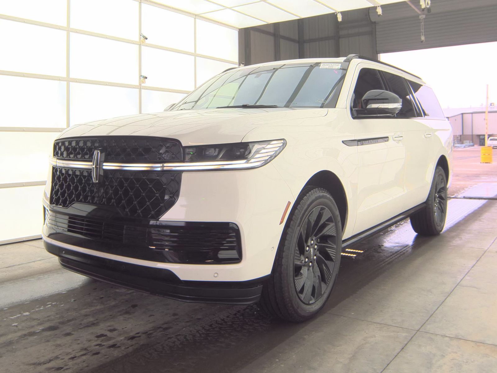 2025 Lincoln Navigator L Reserve AWD