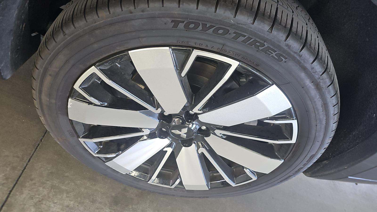 2025 Mitsubishi Outlander SEL FWD