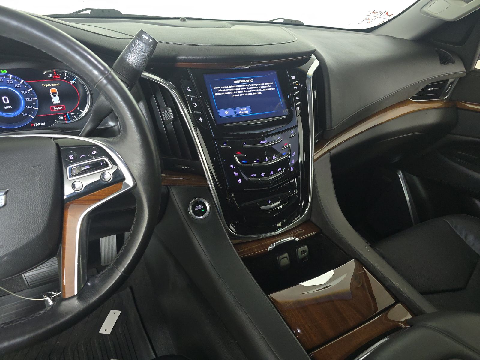 2016 Cadillac Escalade Luxury RWD