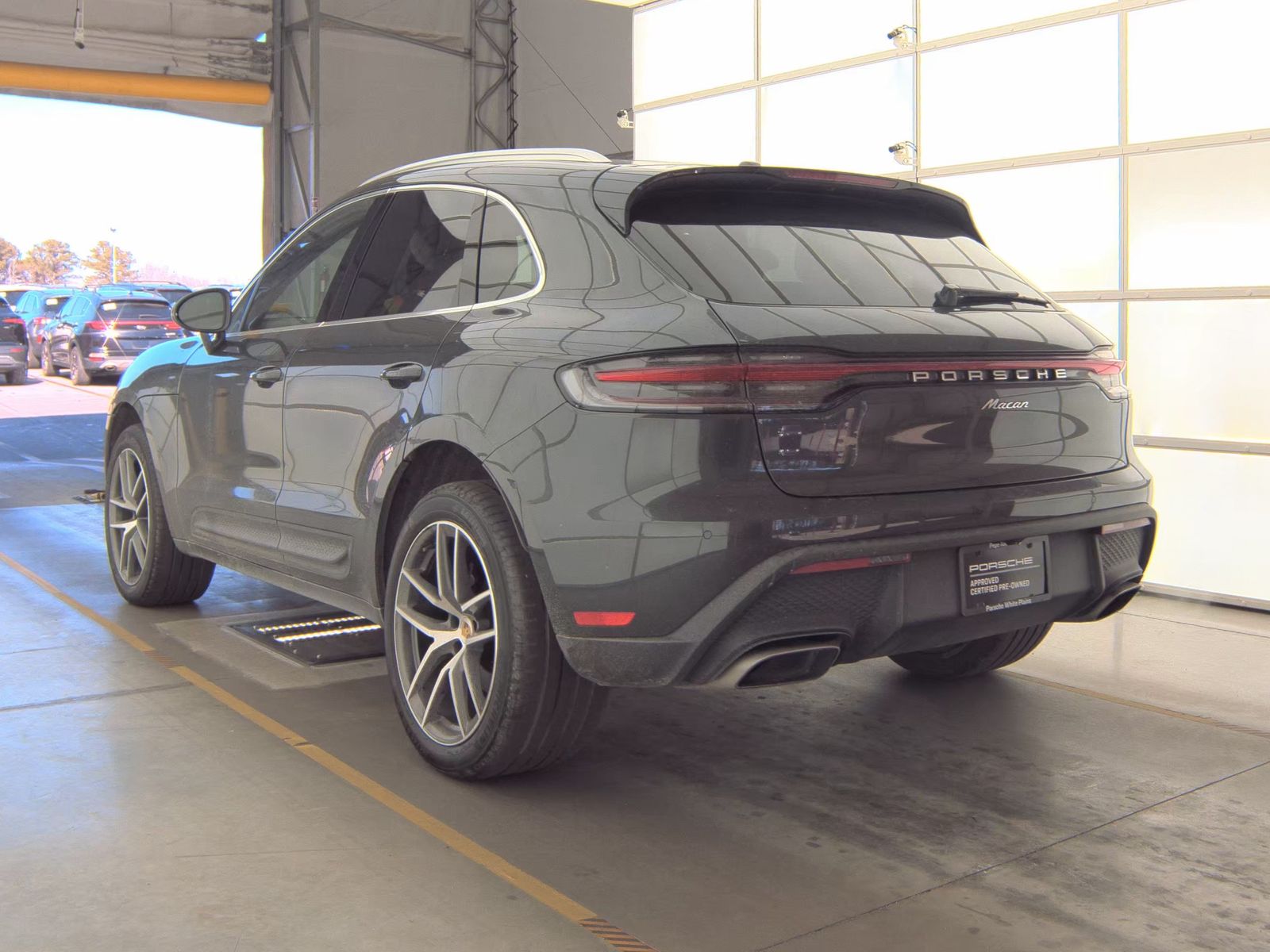 2024 Porsche Macan Base AWD