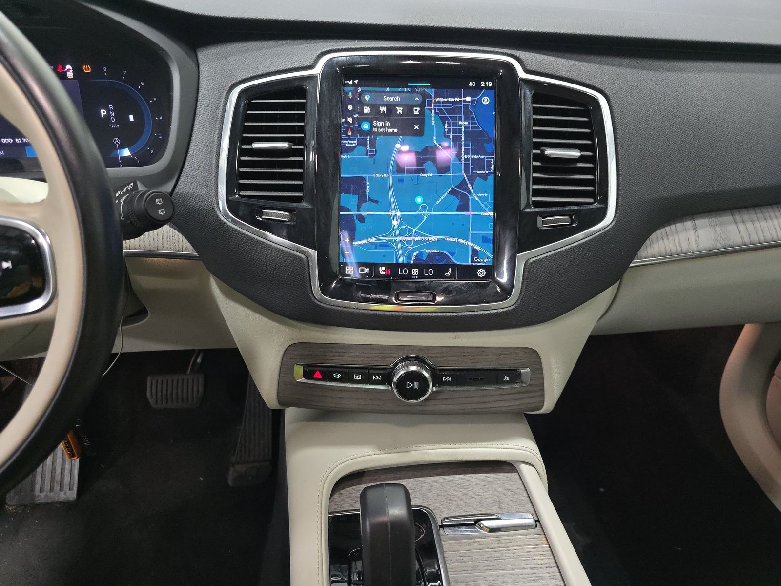 2024 Volvo XC90 B6 Plus AWD