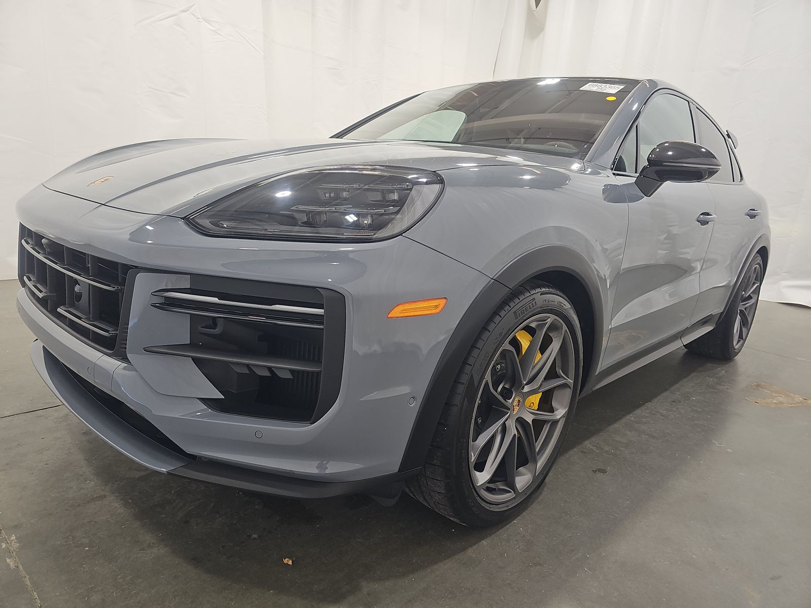 Porsche Cayenne Coupe Turbo GT снимка Porsche Cayenne Coupe Turbo GT
