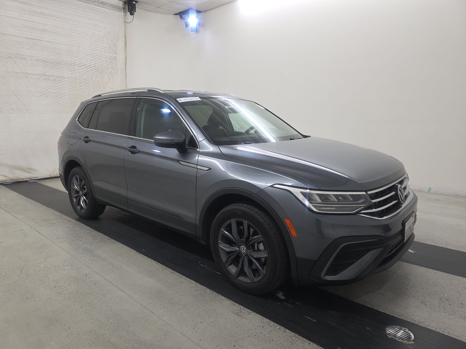 2022 Volkswagen Tiguan 2.0T SE FWD